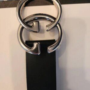 Gucci Black/Silver Belt Size 90 - Like New With Extra Holes